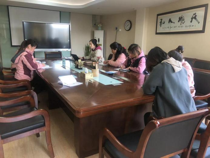 【枫香栖幼】研游戏现场 促幼儿发展 ——栖霞幼儿园五福园游戏教研组活动