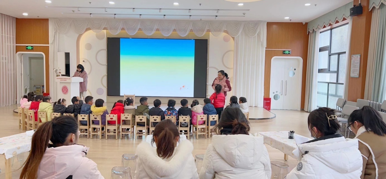 【枫香栖幼】灵动课堂 精彩绽放  ——记栖霞幼儿园翡翠天域园新教师观摩