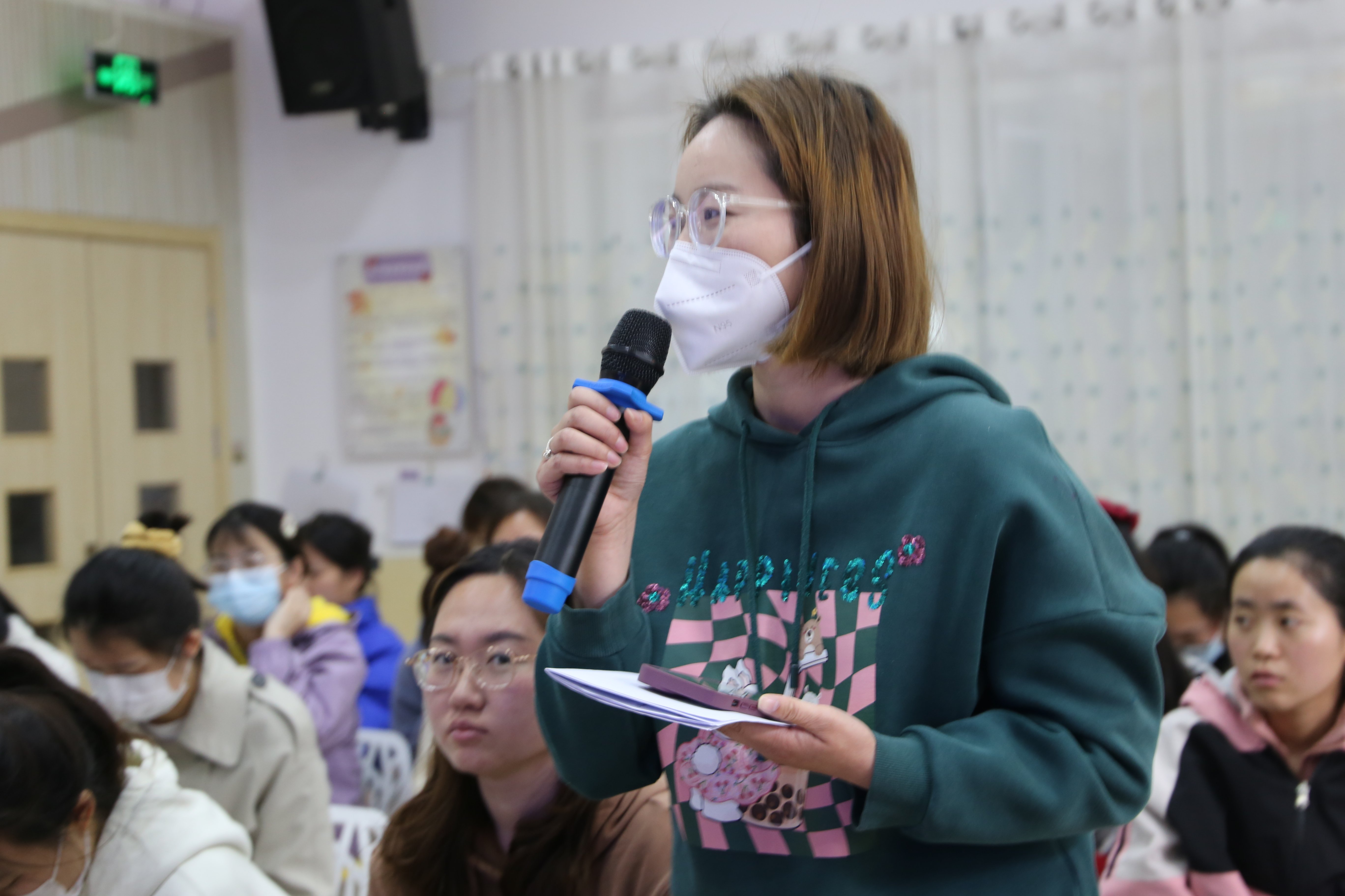 230425凝“新”聚力 助力成长——记栖霞区新教师组教研活动_html_m354a5436.jpg