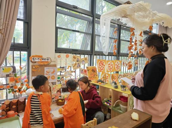 20241011聚焦区域游戏 研思师幼互动——栖霞幼儿园翡翠天悦园业务学习_html_m1814c6a9.jpg