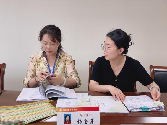 240621花开盛夏时 督导促前行——栖霞幼儿园五福园迎接6月督学检查指导_html_2f4b79f1.jpg
