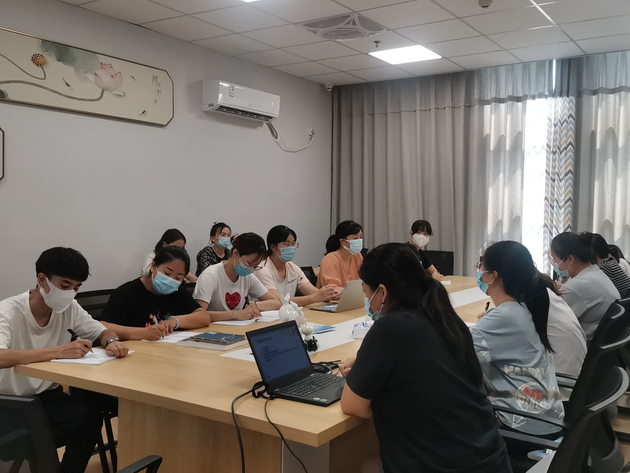 【枫香栖幼】聚焦信息技术，助力教师成长  ——栖霞幼儿园翡翠天域园信息组培训活动