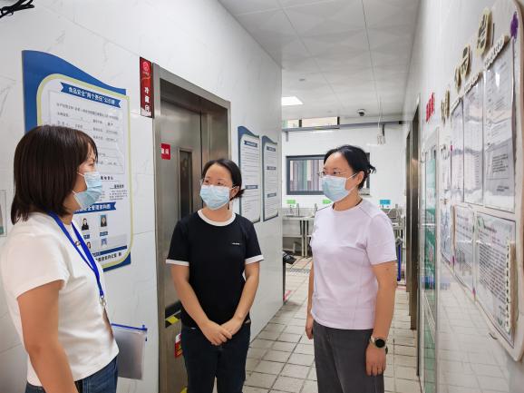 251015聚焦安全管理 强化师德建设——栖霞幼儿园石埠湾园十月专项督导检查 徐雅仙_html_177cd494.jpg