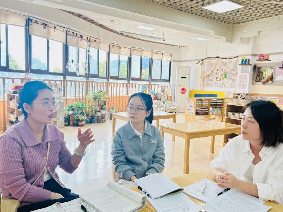 241011以审促教 智慧共研——栖幼五福园课程中心组活动（三）_html_m4312a1f8.jpg