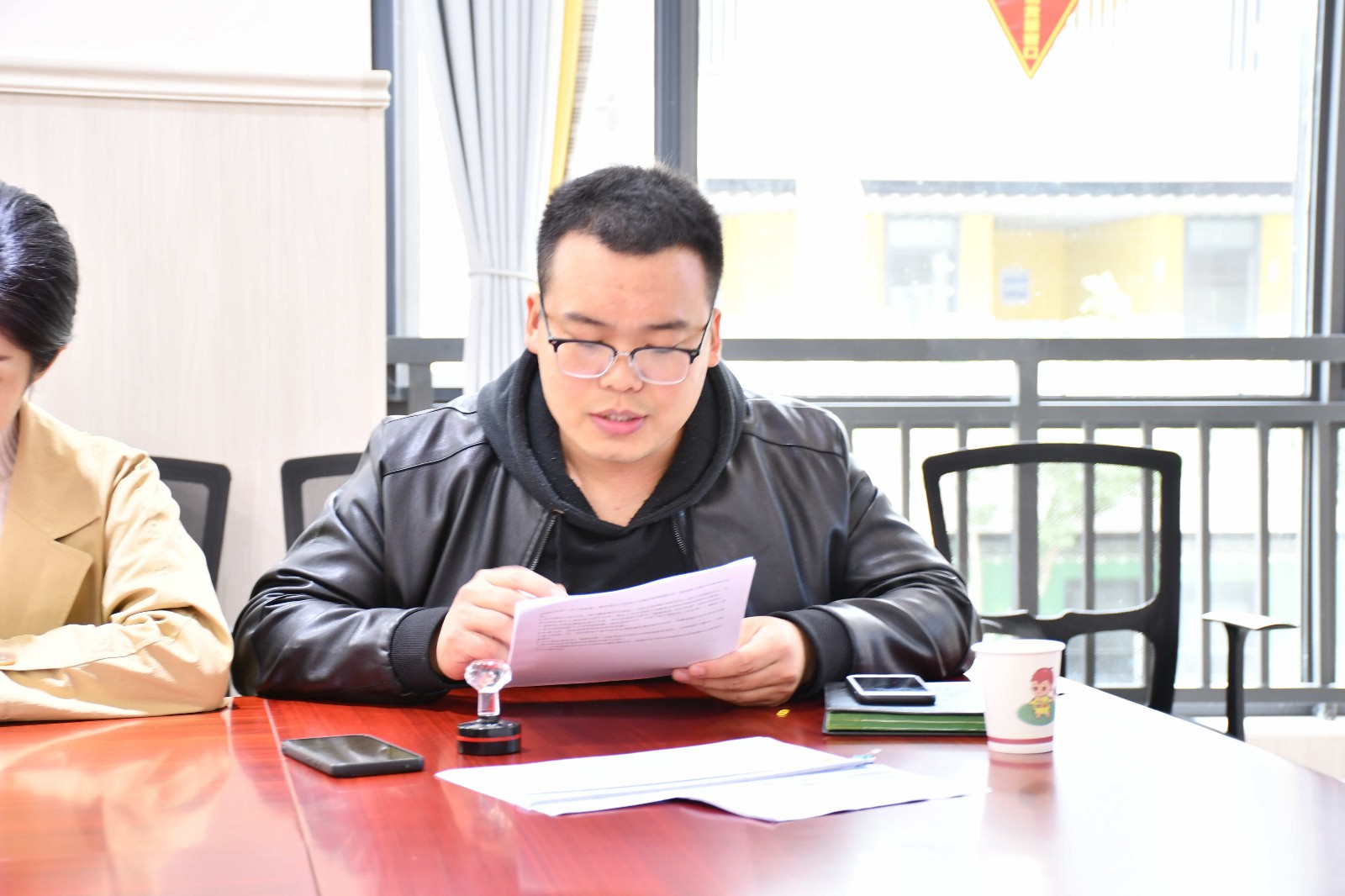 【枫香栖幼】凝心聚力 齐心前行 ——栖霞幼儿园园务工作例会
