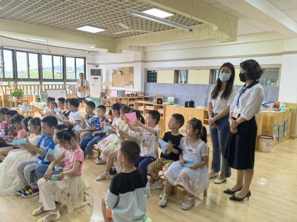 220630迎督学巡查 促科学衔接——五福园六月督学检查_html_24c4dfa0.jpg