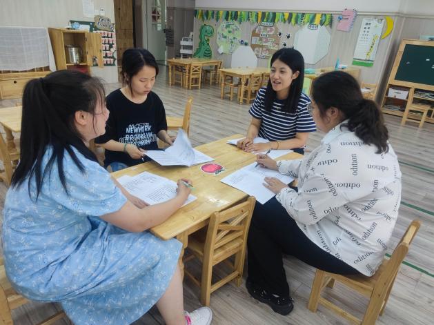 220623童年不散场  扬帆共起航——记栖幼石埠湾园六月年级组课程审议活动  万紫薇_html_13a20846.jpg