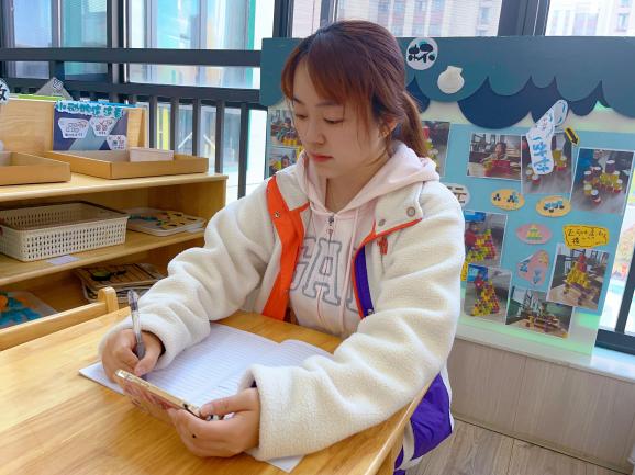 230228专家助力助成长 重塑教师新未来——记栖霞幼儿园石埠湾园教科研云端大讲坛第三十四讲学习活动 朱美安_html_m3c0ebc12.jpg