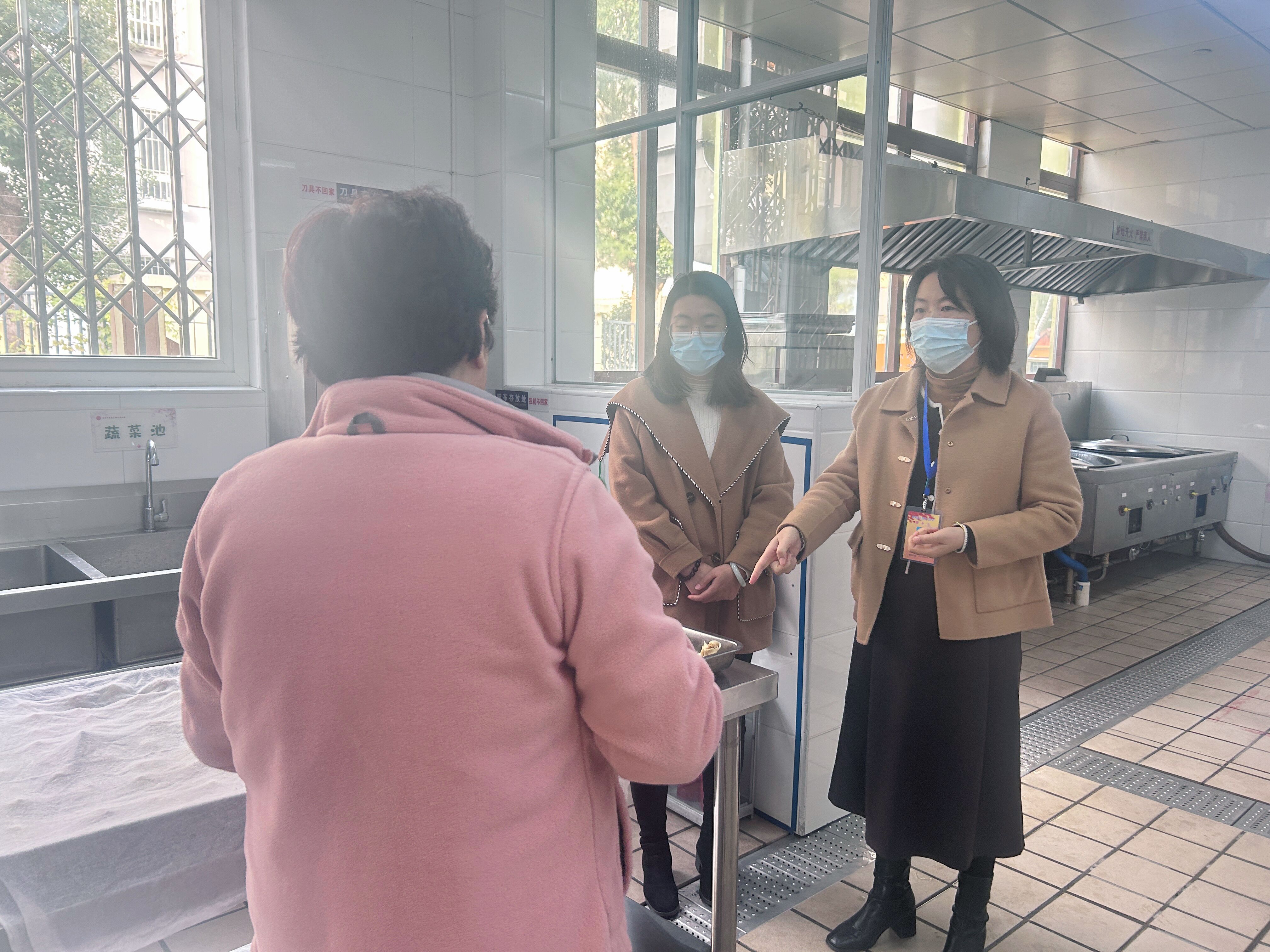督导促成长 砥砺再前行——栖霞幼儿园五福园迎接11月督学检查指导_html_m655f88d.jpg