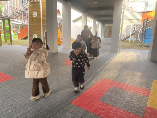 250409 演练筑防线 安全护童心 ——栖霞幼儿园云栖园燃气泄漏应急演练活动 陈思琪_html_4b7eda4a.png