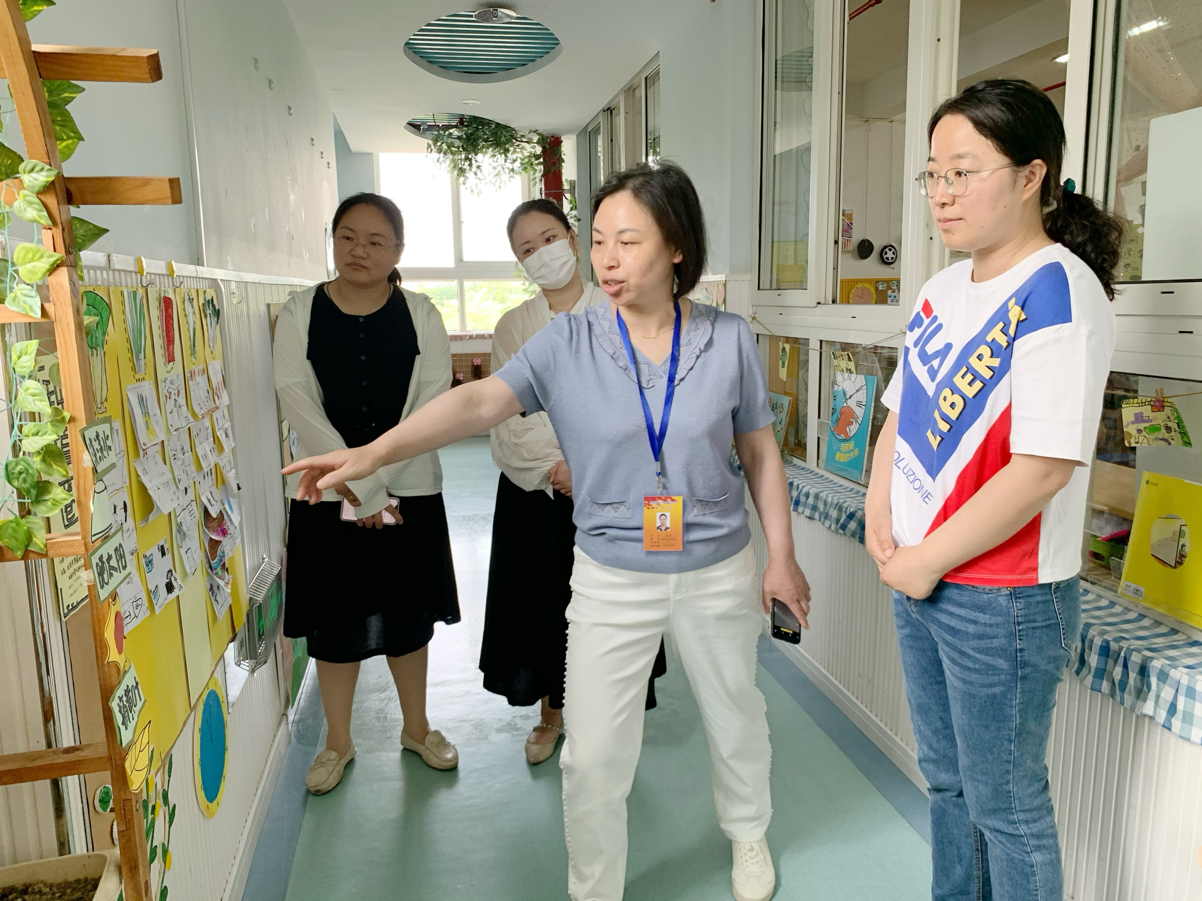 230519督学引领  共促成长——栖幼红枫分园5月专项督导检查工作 （有图）_html_meb2bc8e.jpg