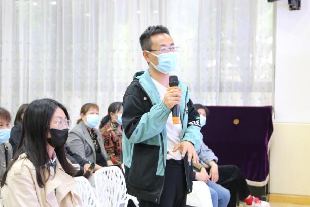 230512以爱相约，共建温馨和谐的亲子关系——栖霞幼儿园迎家校社协同育人家长学校大讲堂进校园_html_m335a36c2.jpg