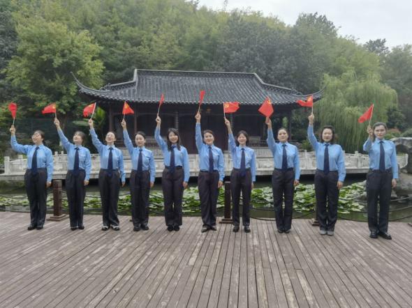 【石抱树·先锋行】中共南京市金陵小学总支部党课学习暨《领航》拍摄花絮_html_4dd52920.jpg