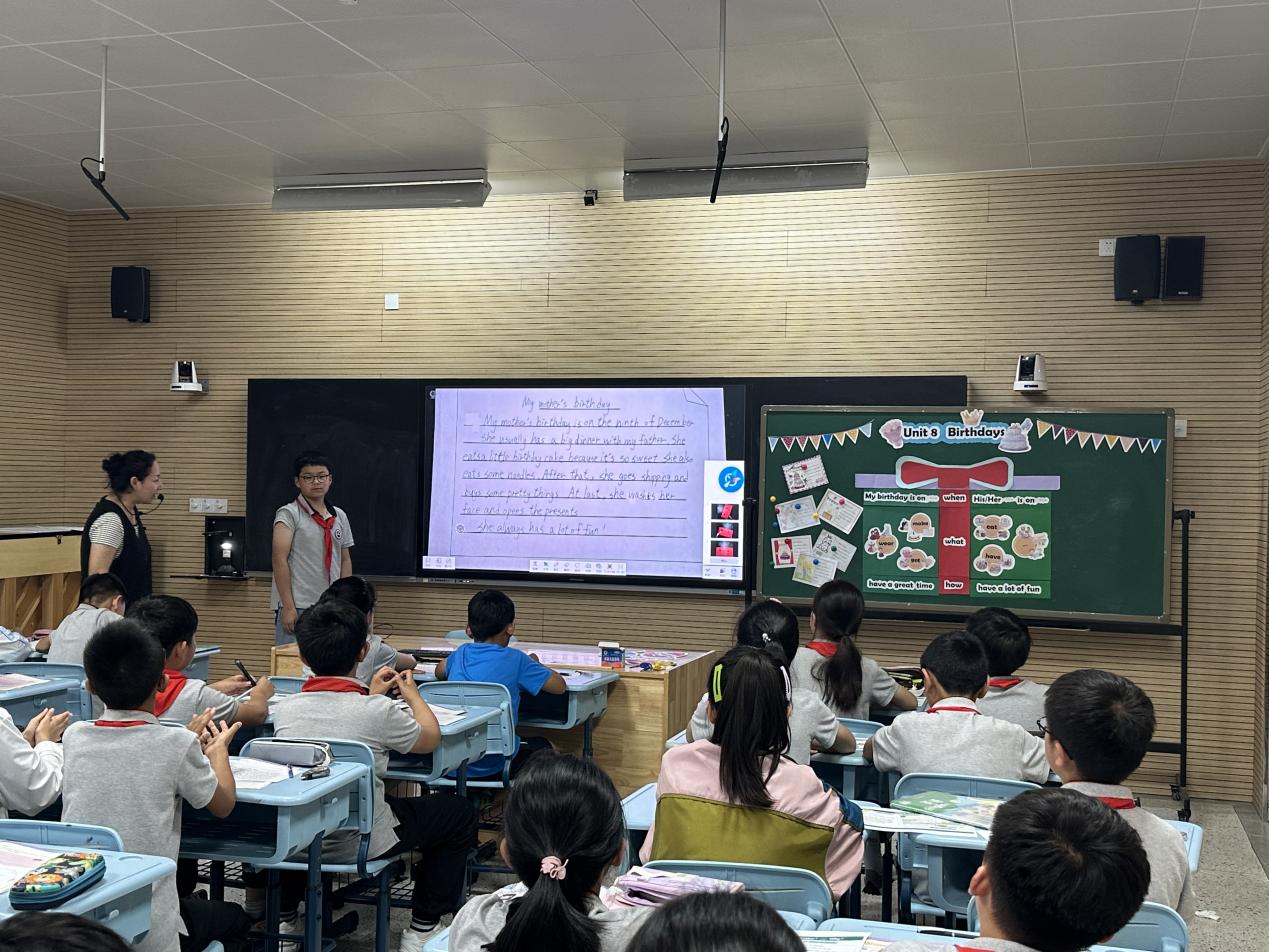 【博学广志】聚焦系统设计，推进高质量学习——记栖霞区叶畅名师工作室活动_html_1d9cdc25.jpg