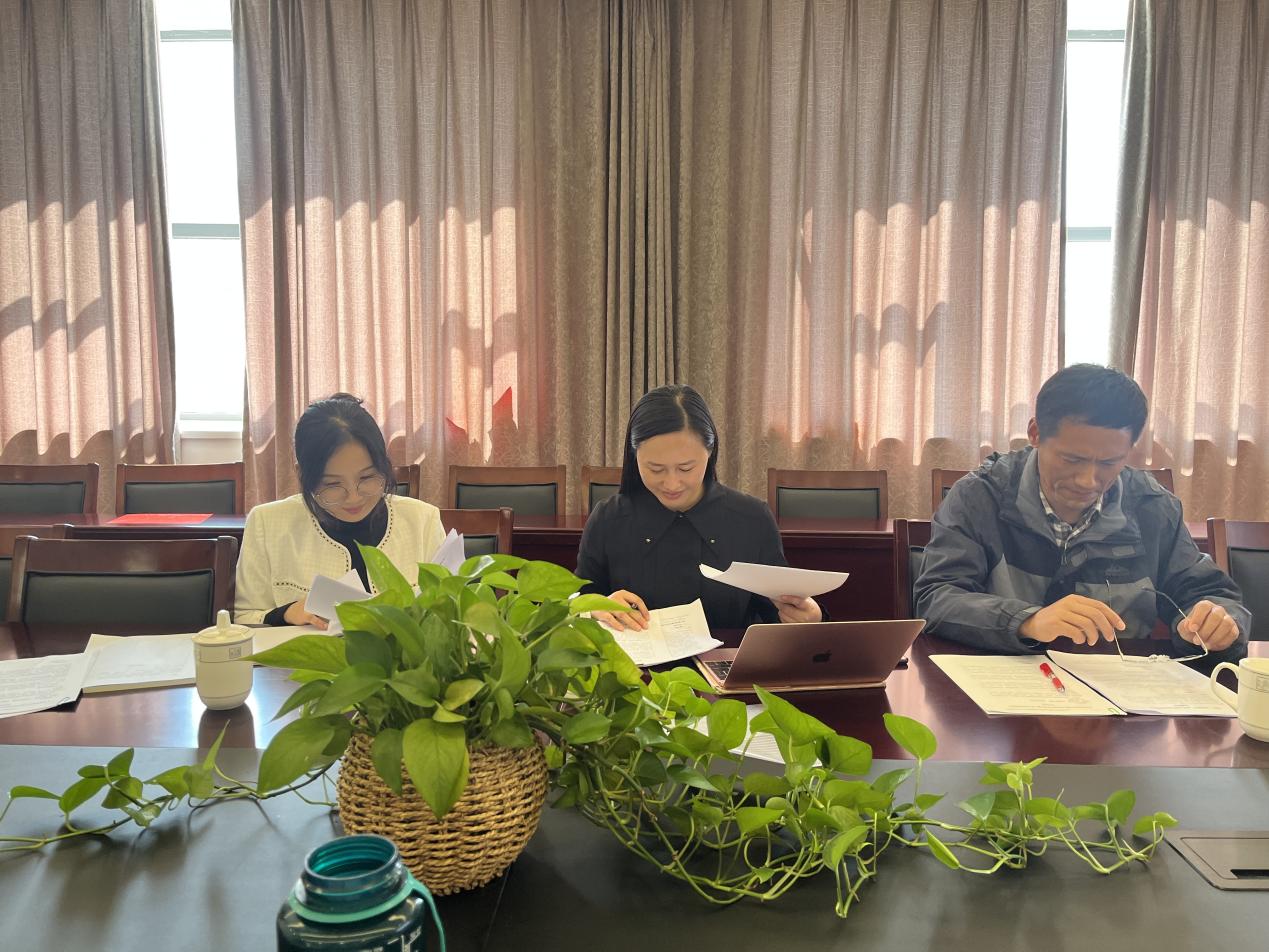 【博学广志】专家指导促提升，课题研究伴成长——金陵小学（广志路校区）举行南京市第十一期个人课题结题论证会_html_m6aeebf5b.jpg