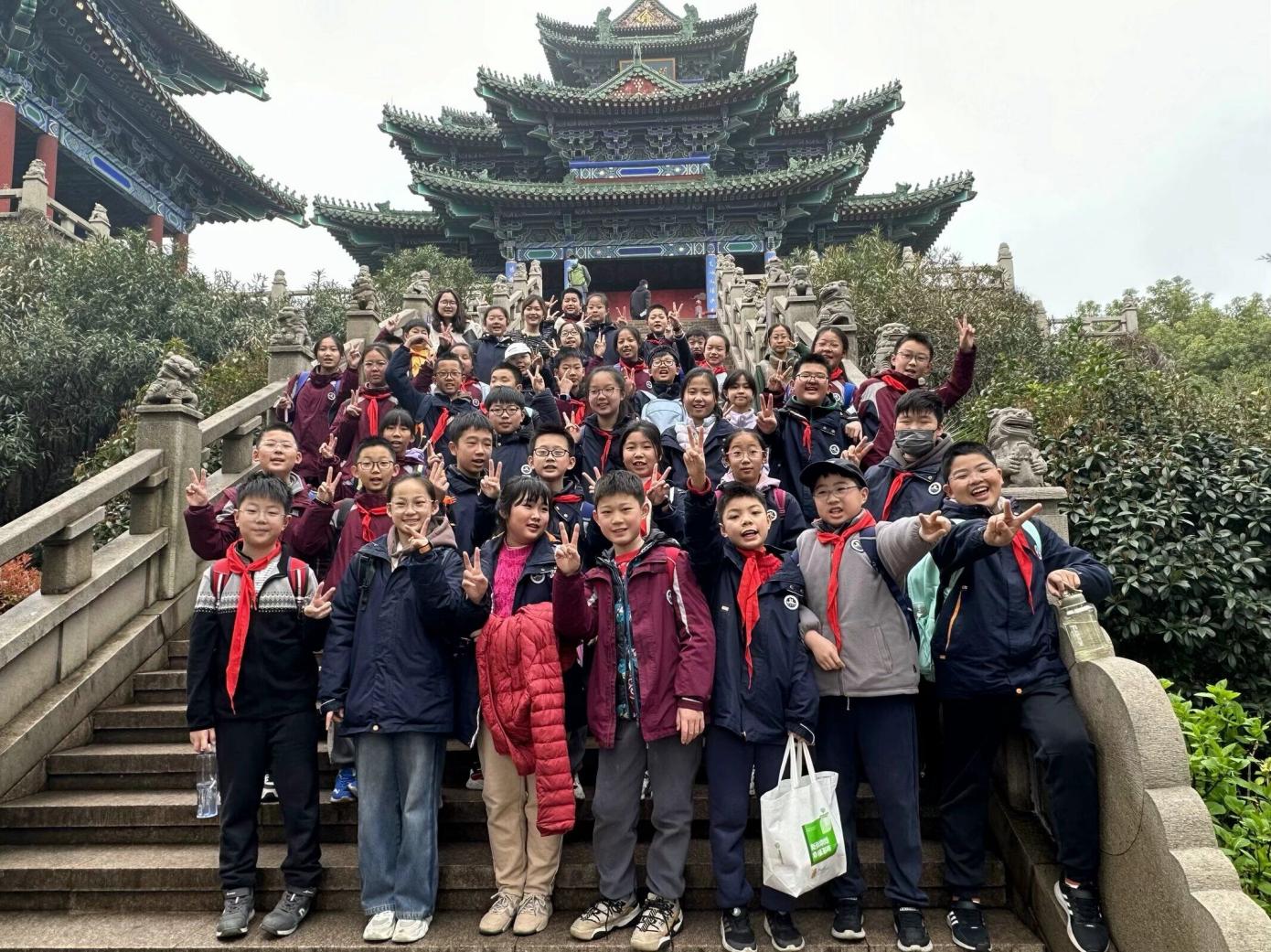 【湖畔·学生活动】探寻中华历史，传承爱国精神——金陵小学（仙林湖校区）2023-2024学年第二学期五年级春季研活动_html_4840a1e7.jpg