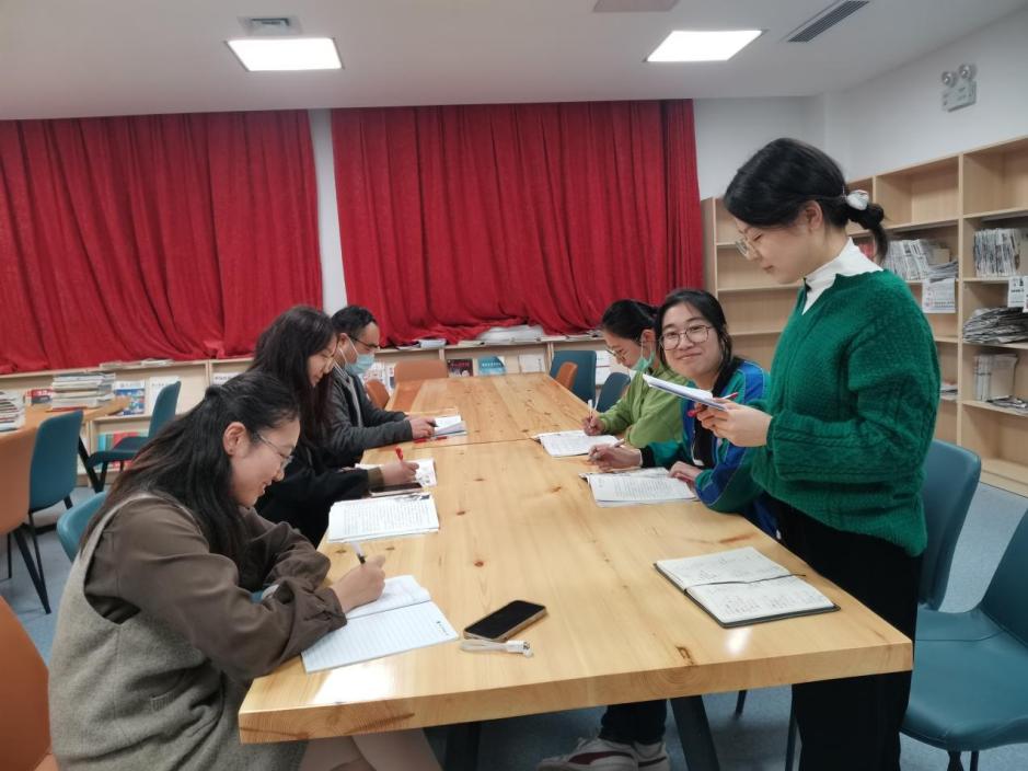 【博学广志】研学并进，教研相长——金陵小学广志路校区语文组校本教研活动_html_m6b2446cb.jpg