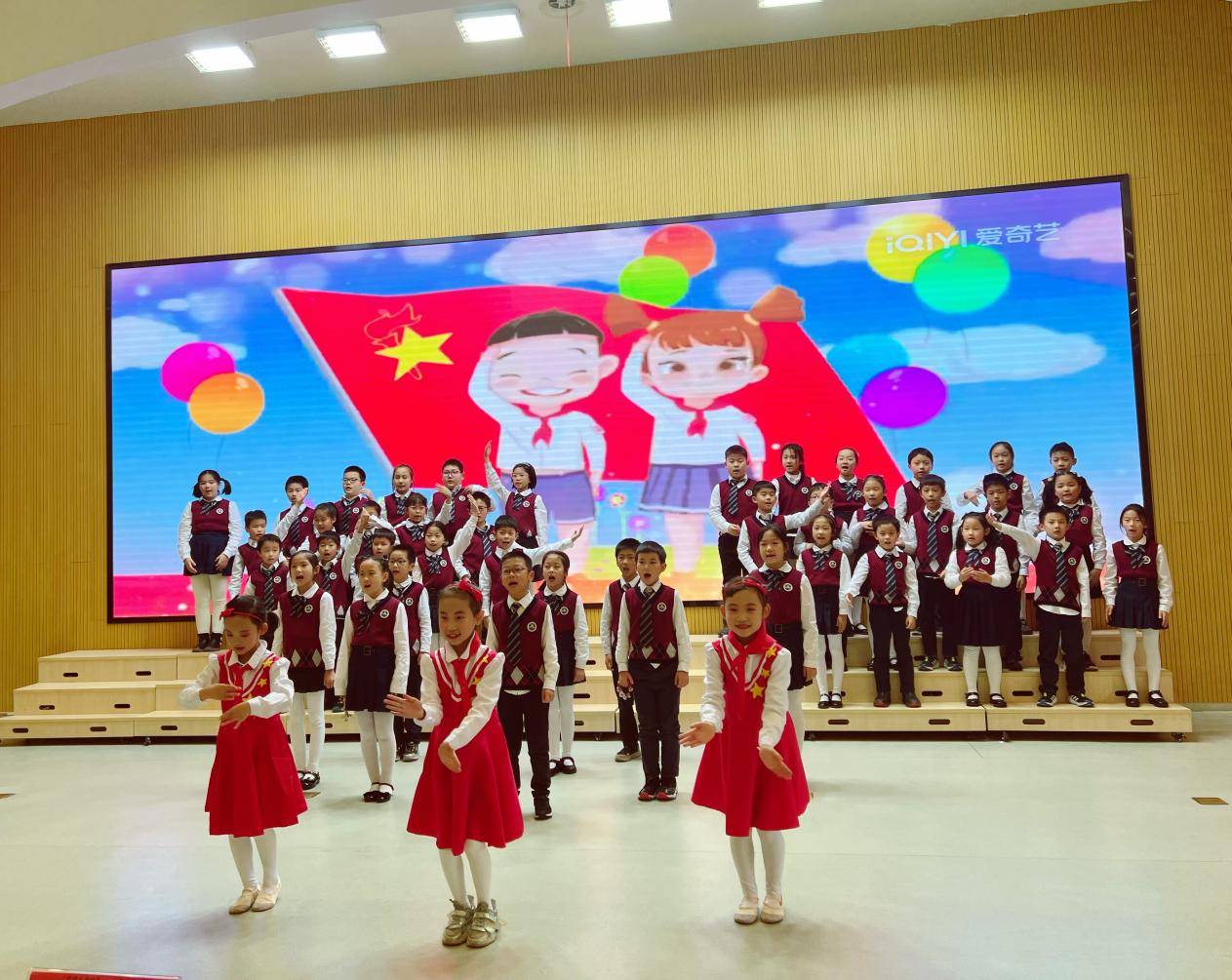 【博学广志】礼赞二十大 歌声伴成长——金小广志路校区第三届广志艺术节暨“萌娃唱红歌”主题活动三年级歌唱专场_html_m21f3c7e6.jpg