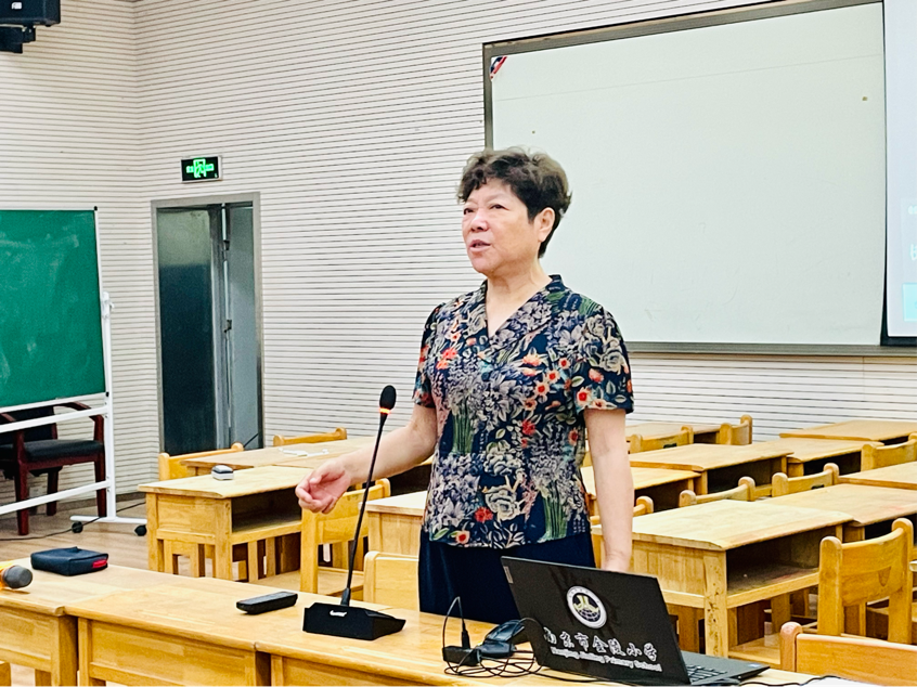 【湖畔·学生活动】创新实践在自然 劳动研学促成长——栖霞区劳动教育月金陵小学（仙林湖校区）生态园研学活动_html_75224f51.png