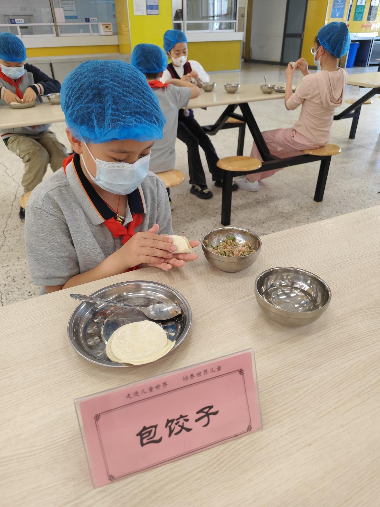 巧手铸匠心 技能展风采_html_711c454e.jpg