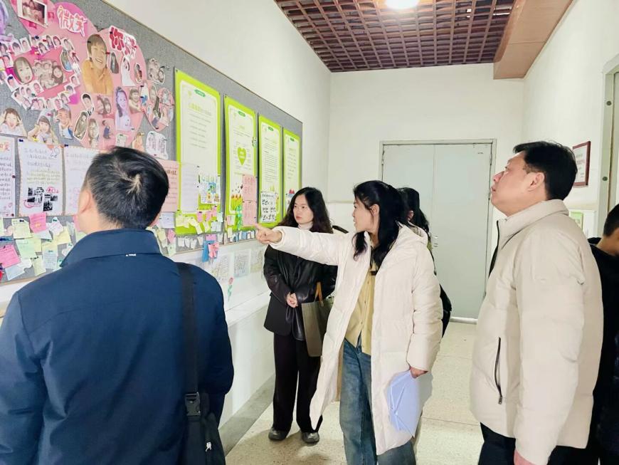 友校携手共成长 互学互鉴促提升——记宝应县教育系统春季干部研修班来访_html_m40a87742.jpg