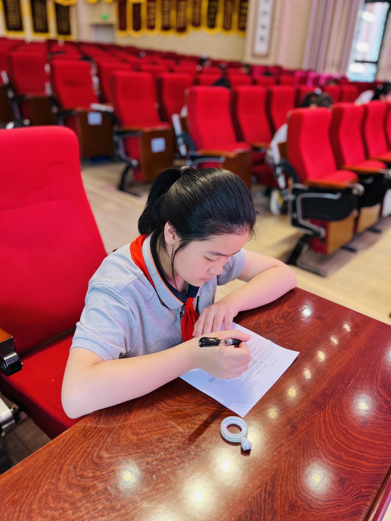 【湖畔·红领巾】逐梦红领巾，争做好队员——金陵小学（仙林湖校区）2023-2024学年大队委换届选举_html_32ba8671.jpg