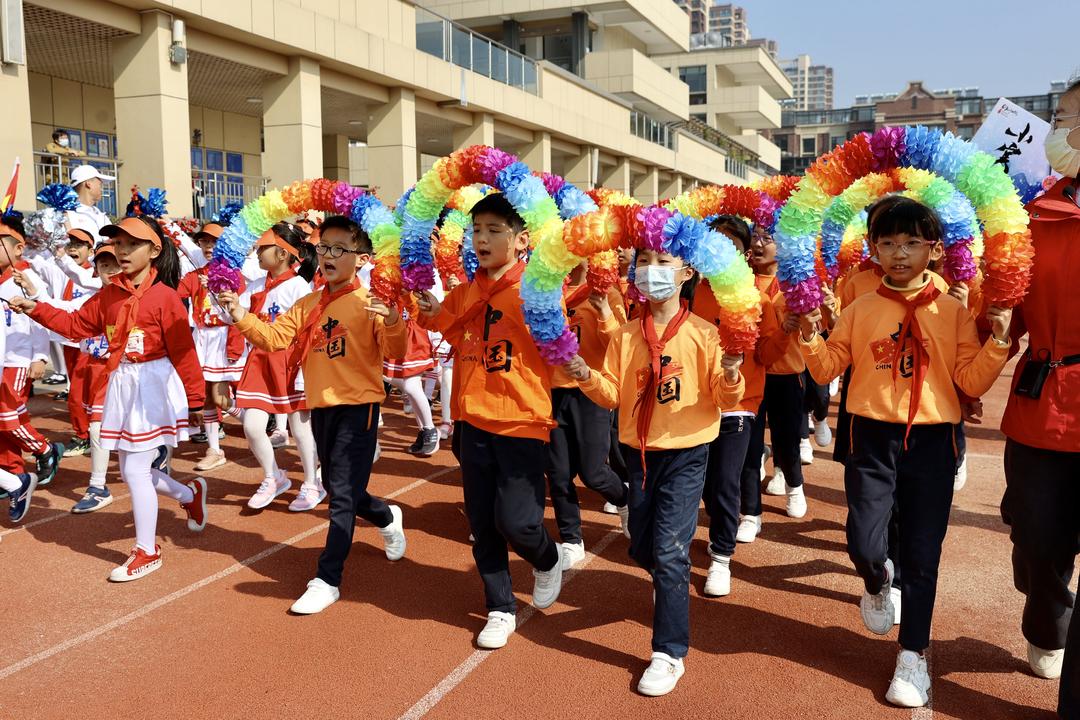 【博学广志】阳光下运动  节气里成长——金小广志路2022-2023学年第二学期春季运动会_html_m24e7cb48.jpg