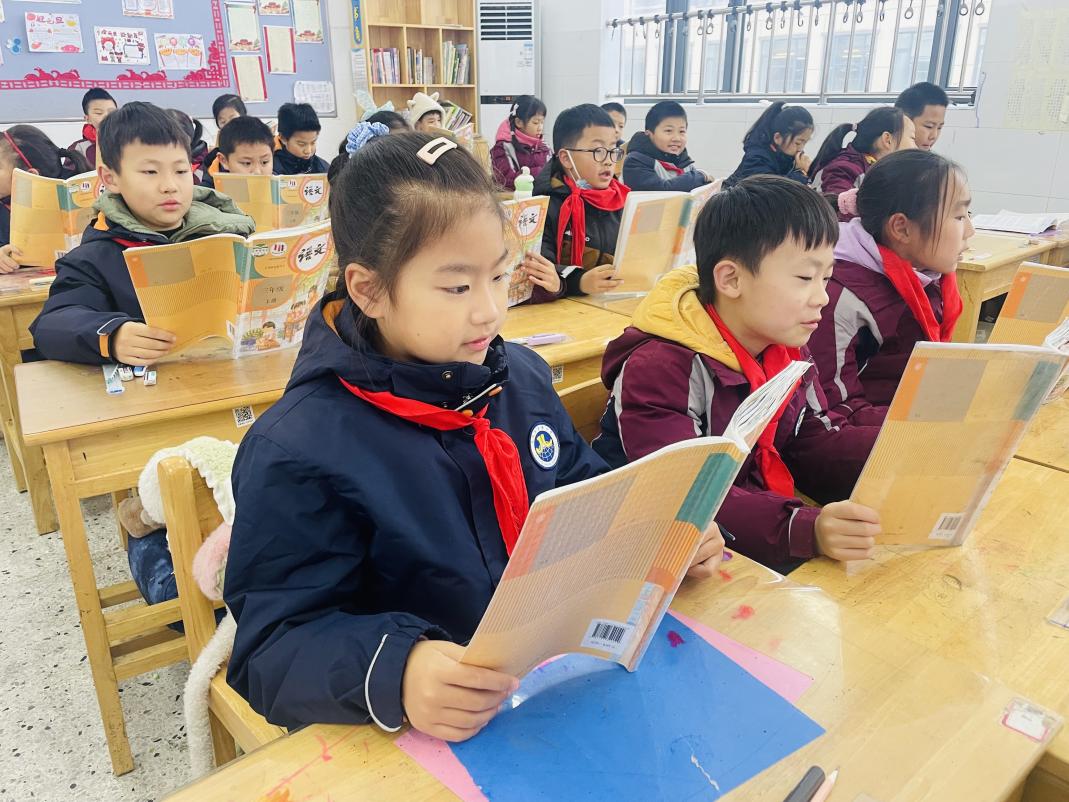 【博学广志】言文言之法 品古文之韵——金陵小学广志路校区三年级语文组教研活动_html_7633eb0a.jpg