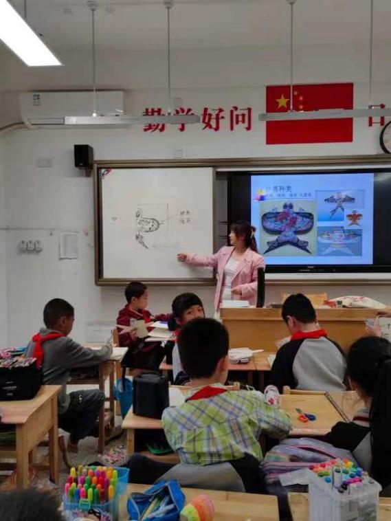 【湖畔光影】“双减”精神进课堂，行政听课促落实——金陵小学（仙林湖校区）“推门听课”活动（11）_html_m34454e9d.jpg
