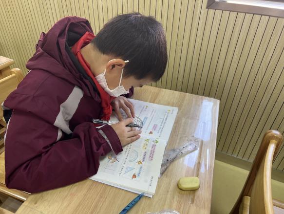 【湖畔光影】教以共进，研以致远——数学校本研修之课例研讨（159）_html_m300a2b5c.jpg