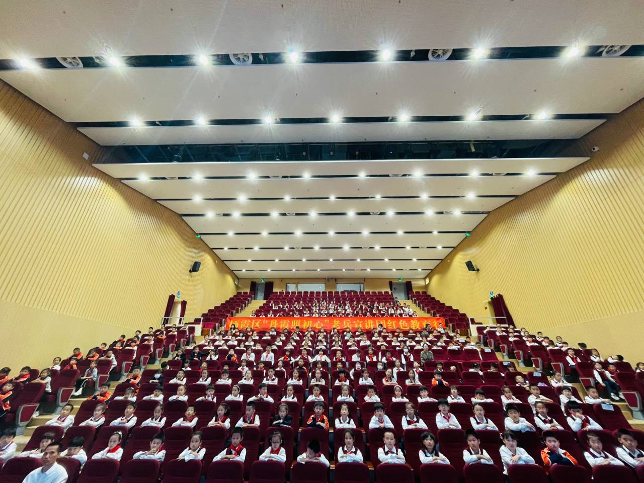 聚焦教育教学变革，推动学校高质量发展——记焦作市马村区实验学校老师走进金陵小学（仙林湖校区）(2)_html_5198345e.jpg