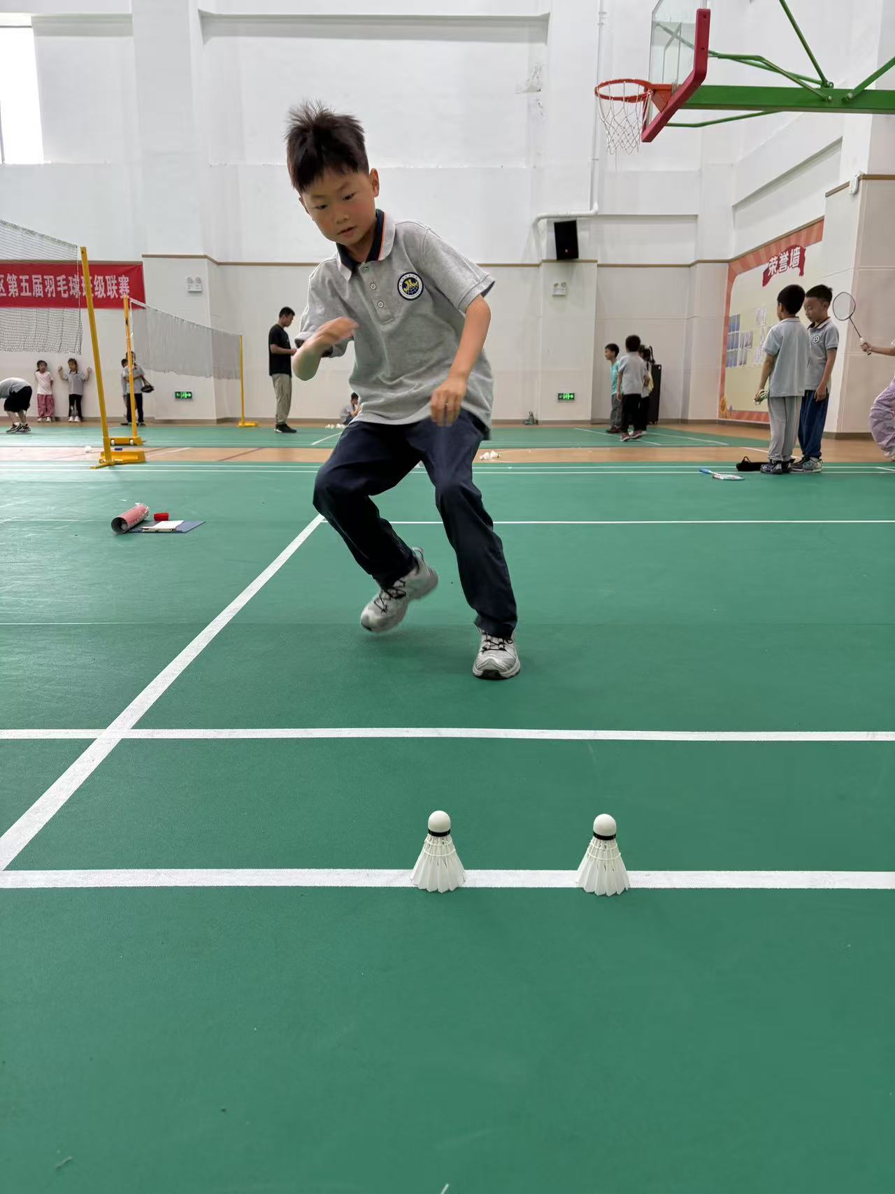 【博学广志】活力跃动，羽梦飞扬——第五届羽毛球班级联赛一年级组圆满收官_html_3c30a937.jpg