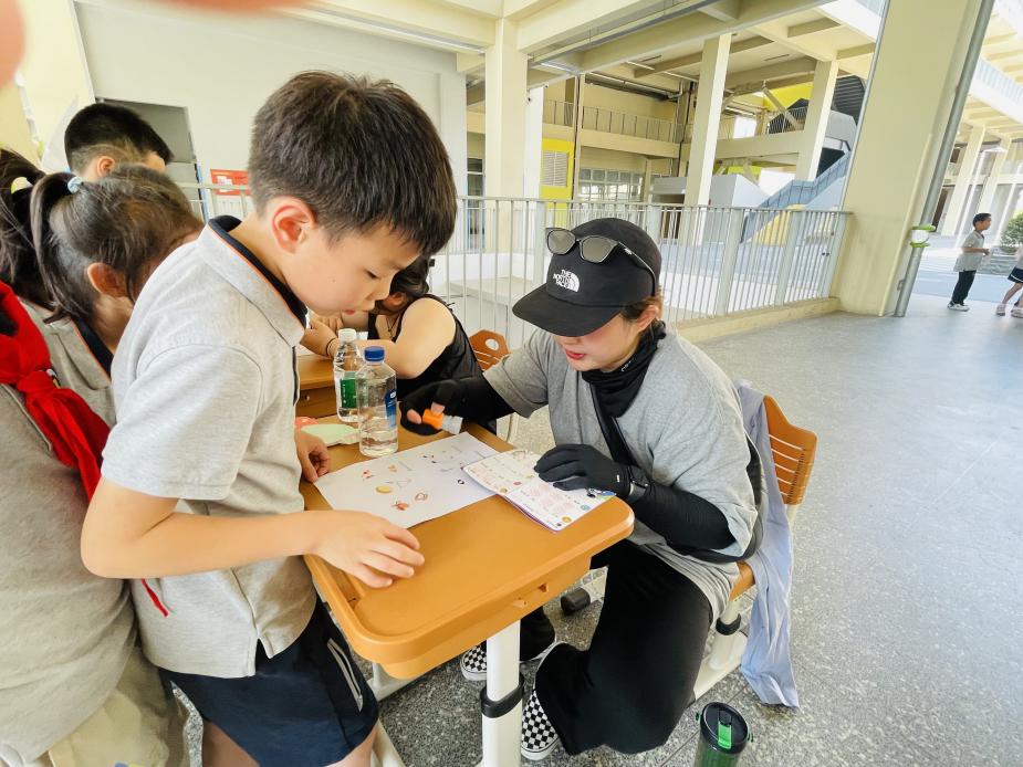 赋趣于乐炼技能，逐梦九天提素养——“你好，太空！”金陵小学（仙林湖校区）学科游园活动_html_5ddeb0a3.jpg