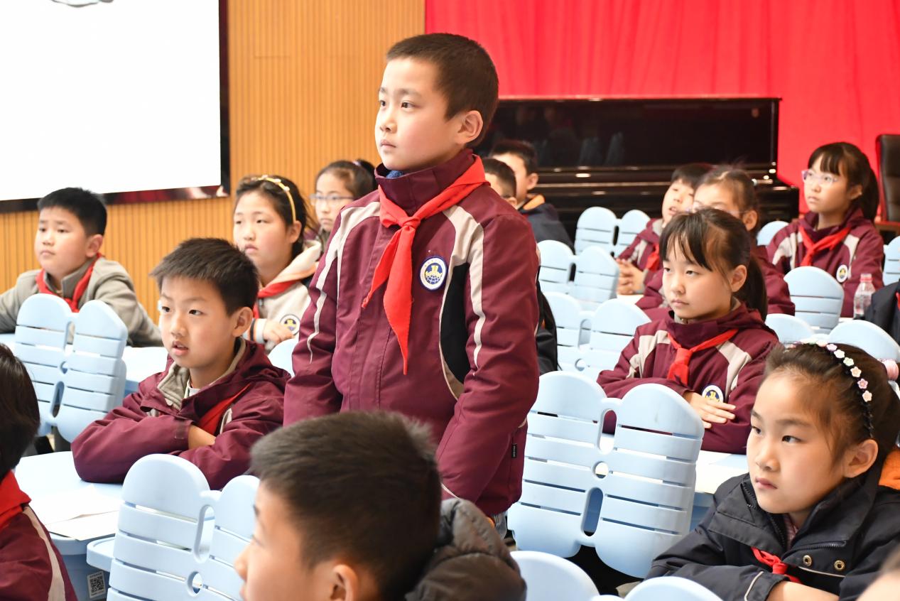 【博学广志】落实课程标准，聚焦核心素养——金陵小学（广志路校区)跨学科课程整合教学展示活动_html_3abde616.jpg