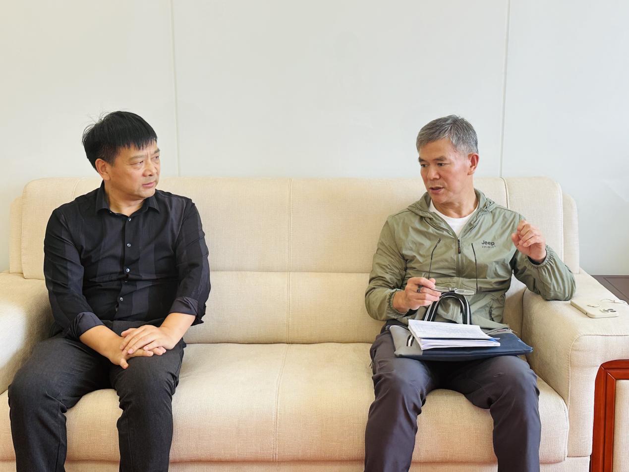 【博学广志】督导引领明方向 赋能增效促提升——栖霞区责任督学莅临我校开展10月份专项督导_html_m39bc8455.jpg