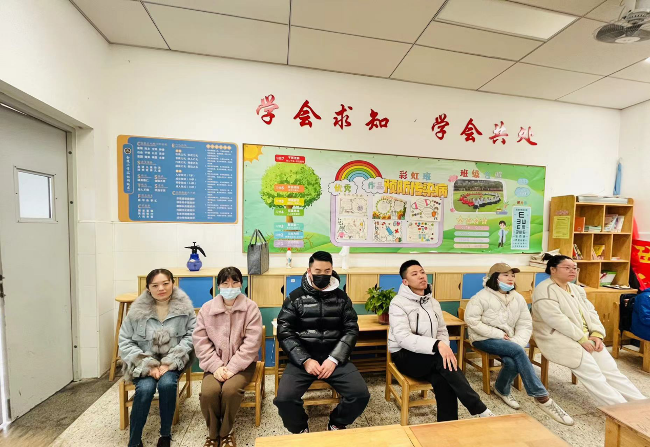 【湖畔·童化课堂】“音”生而研，“乐”享成长——音乐校本研修之课例研讨_html_57035ca8.png