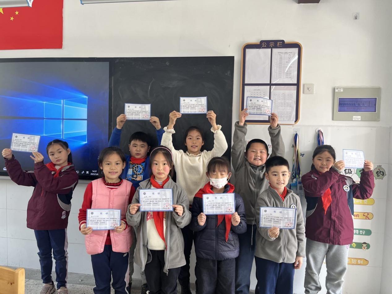 【博学广志】小眼睛 亮晶晶 爱眼护眼我能行——记金陵小学广志路校区“防近周”系列活动_html_m348e375c.jpg