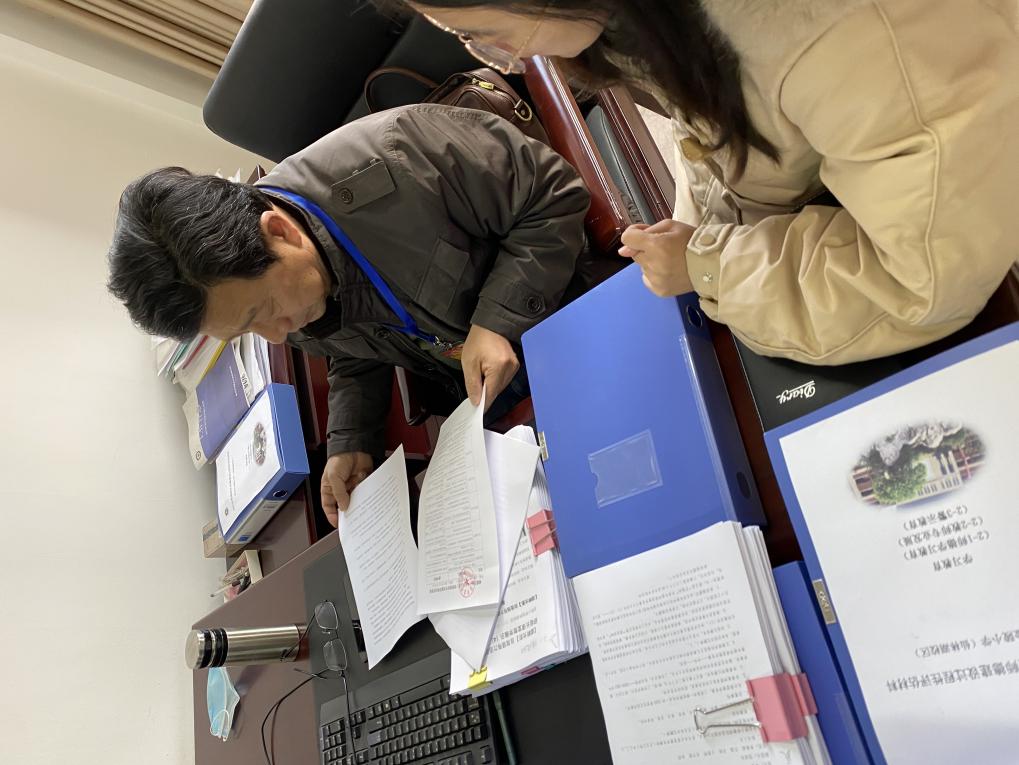 【湖畔光影】立高尚师德 树文明师风——记金陵小学（仙林湖校区）迎接师德师风专项工作督导检查_html_63150be3.jpg