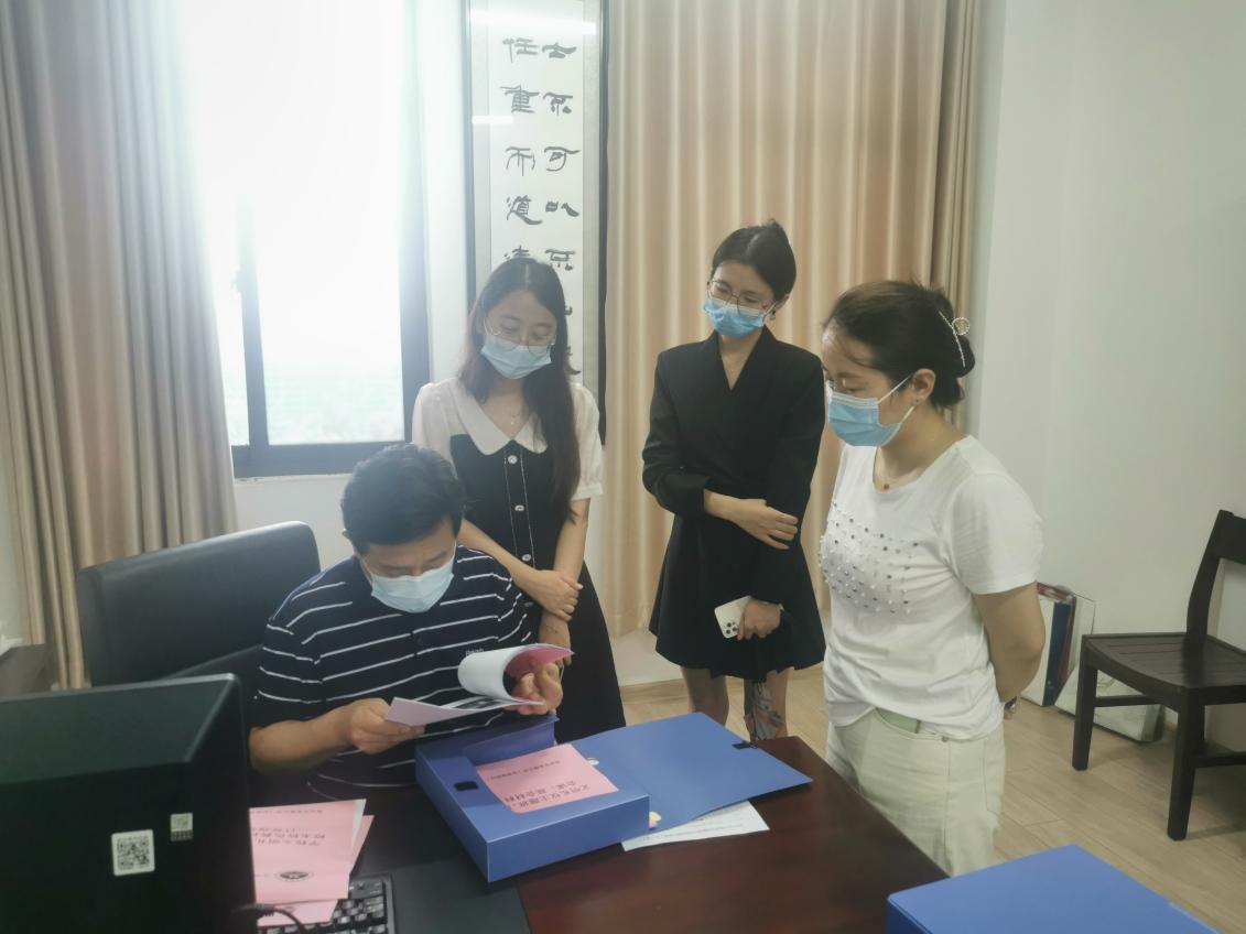 【湖畔光影】责任督学进校园，促进文明城市创建_html_m6a25c315.jpg