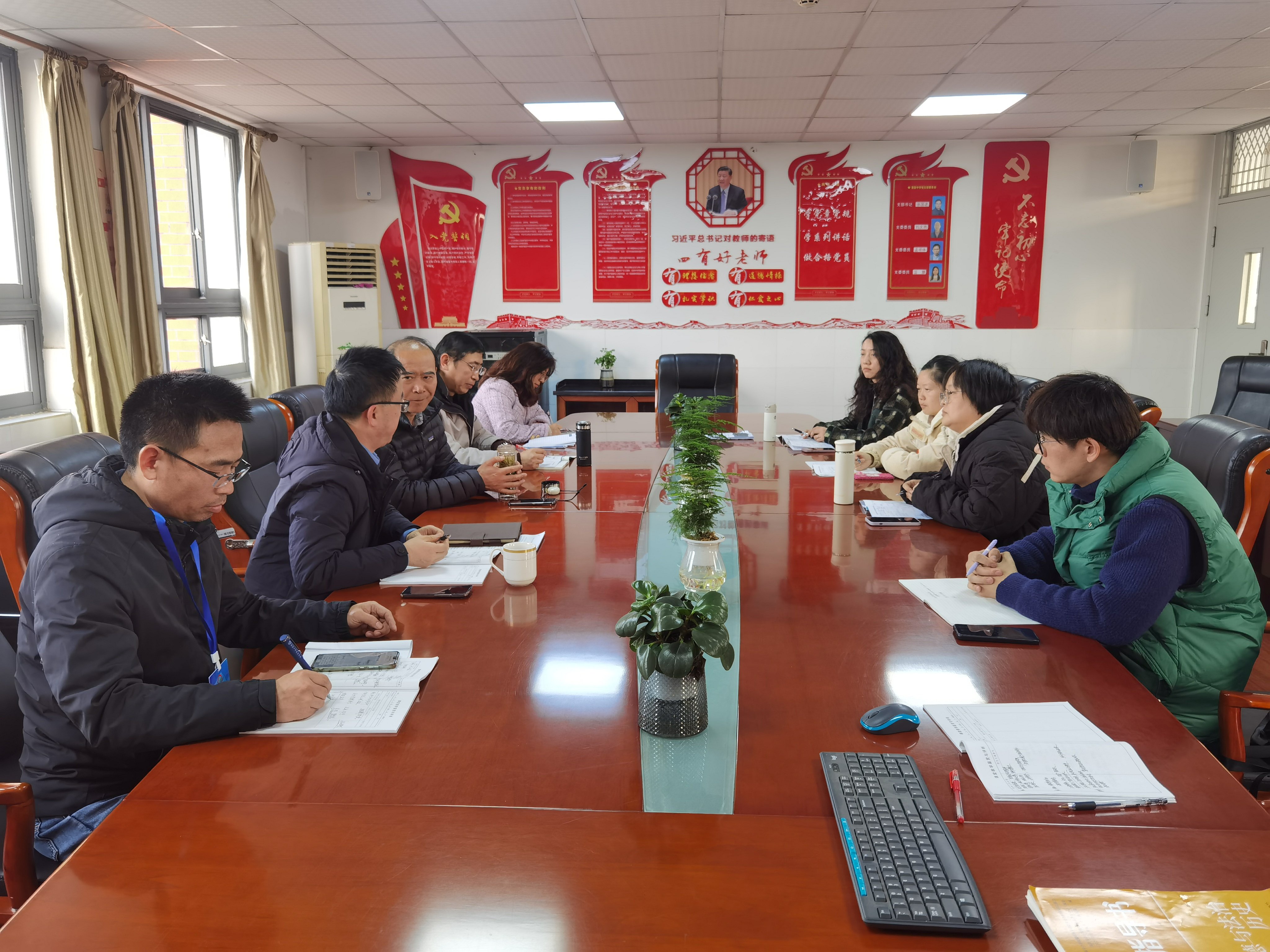 课题研讨活动新闻稿_html_m51313560.jpg