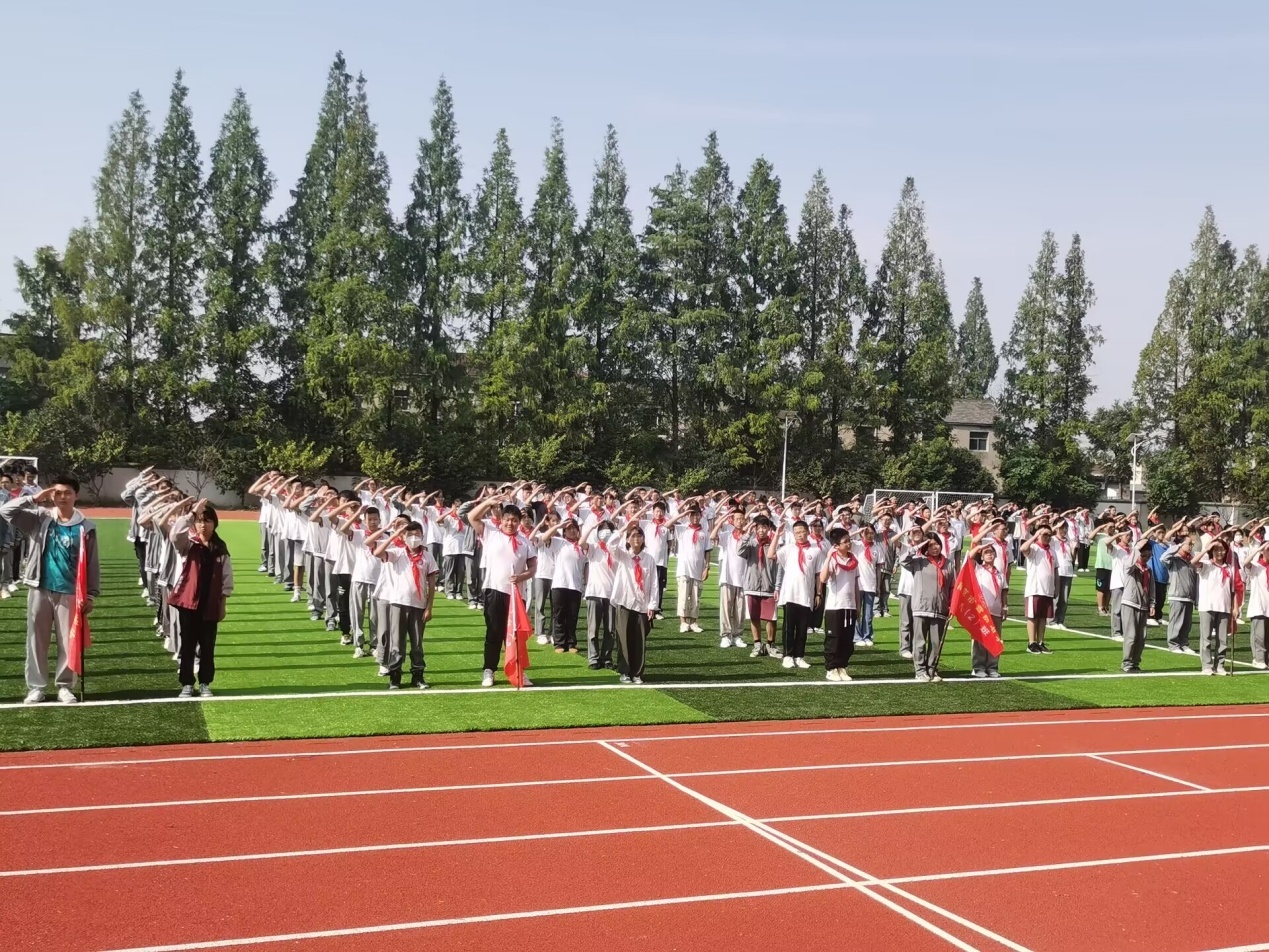 营防中学开展九一八事变爆发90周年暨第21个全民国防教育日主题活动_html_m418b5e25.jpg