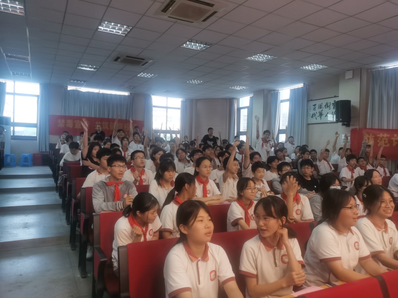 阳光少年  无毒青春_html_m4b41f7cd.jpg