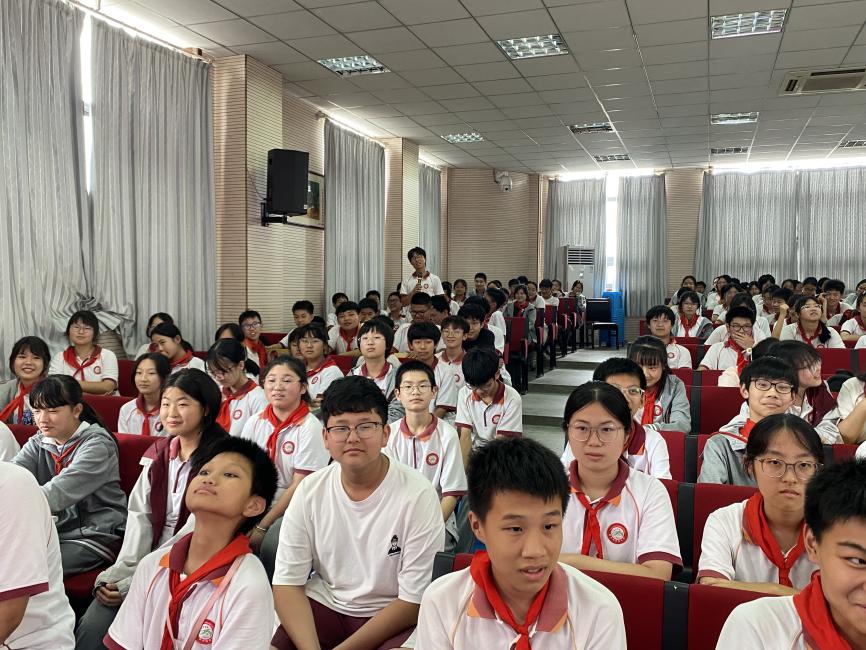 6.20 中国航天讲座_html_m17d8b9e8.jpg
