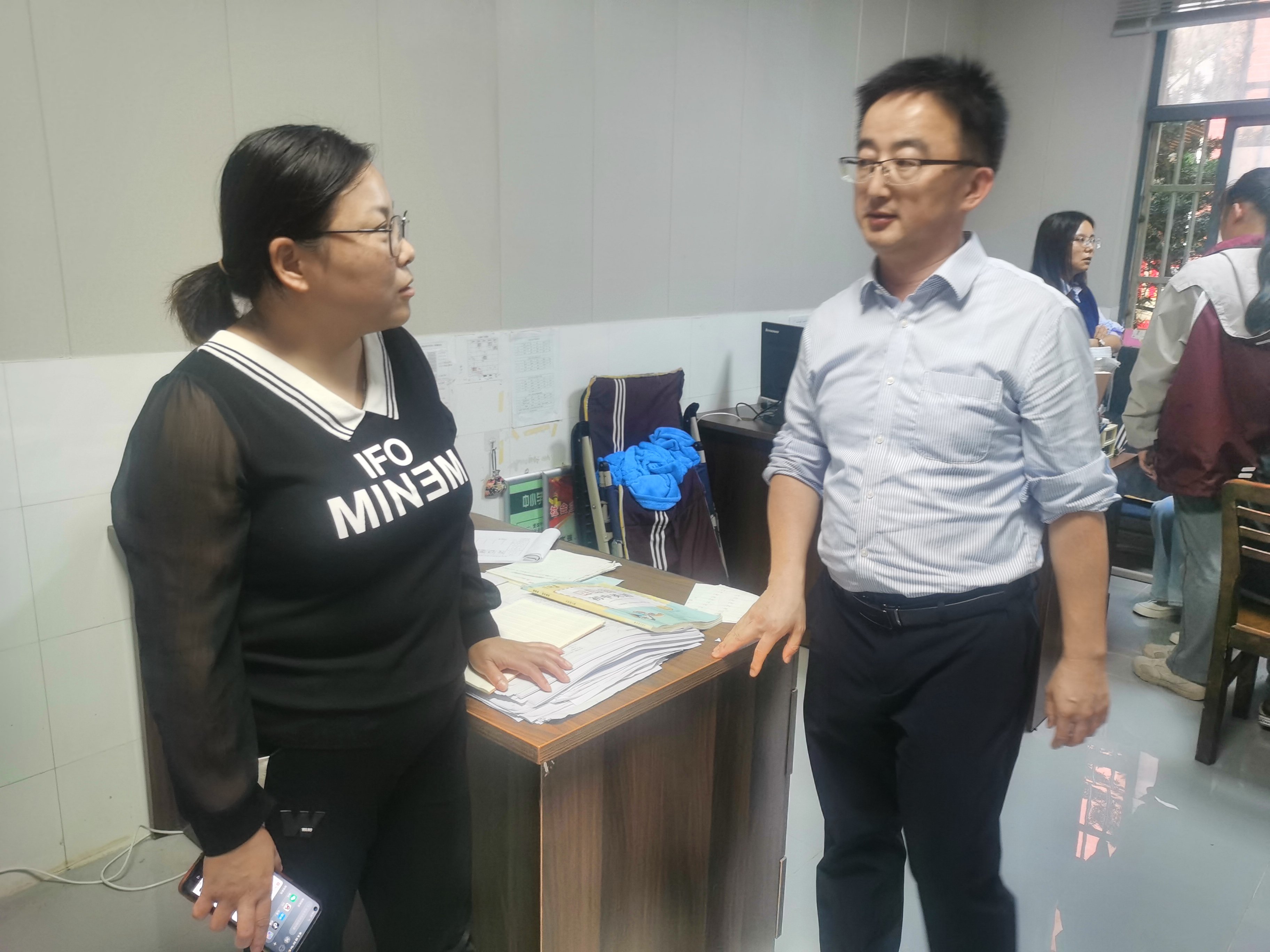 【尊荣营中】家校携手，共育未来——南京市营防中学开展校长开放日暨家长进校园访谈活动