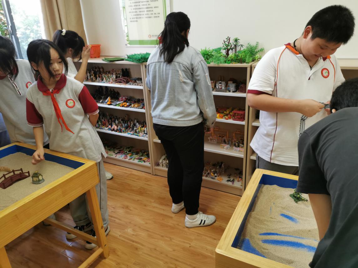 关注学生心理，为健康成长保驾护航_html_m287a4833.jpg