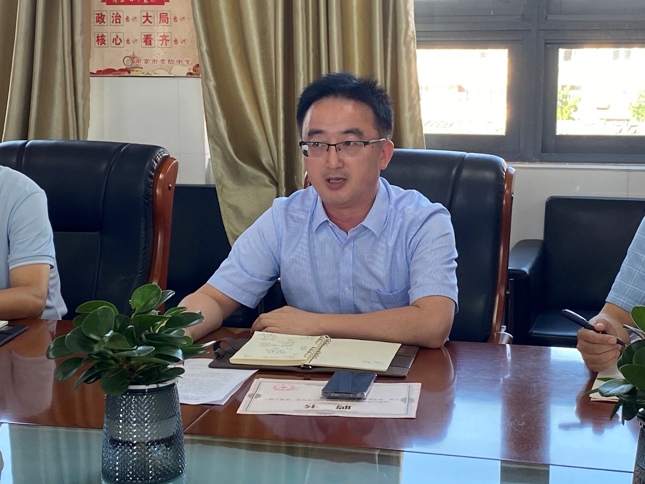 师徒结对新闻稿_html_m648126ea.jpg