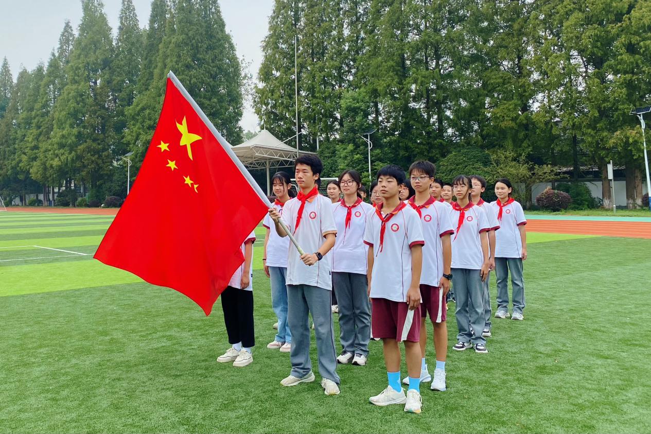 【尊荣营中】共庆华诞，传承爱国情怀 ——南京市营防中学举行庆祝国庆节系列活动