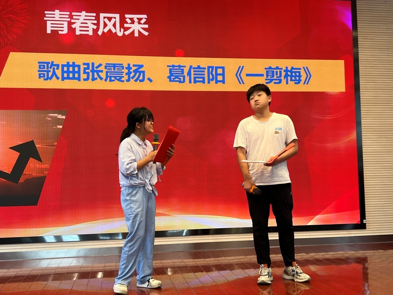 青春逐梦  扬帆远航_html_1c58d75b.jpg