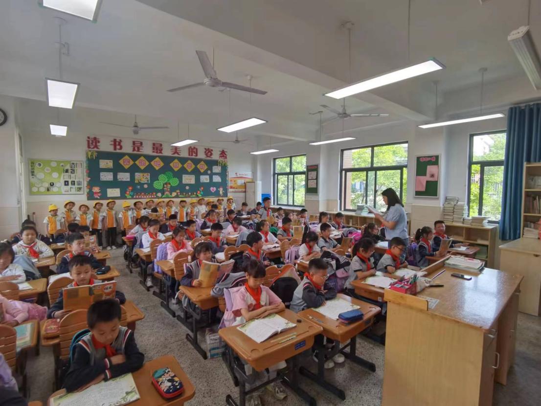幼小衔接，携手同行_html_19026717.jpg