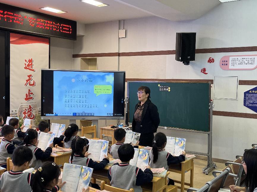 报道(1)_html_1cfdccf3.jpg